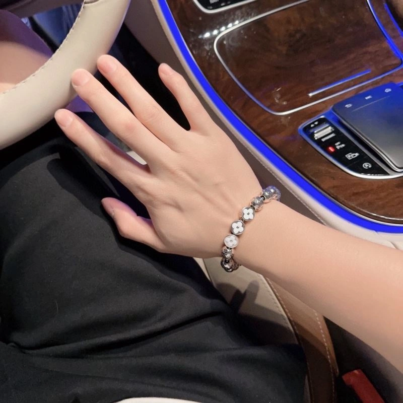 Classic LX Bracelets 311752