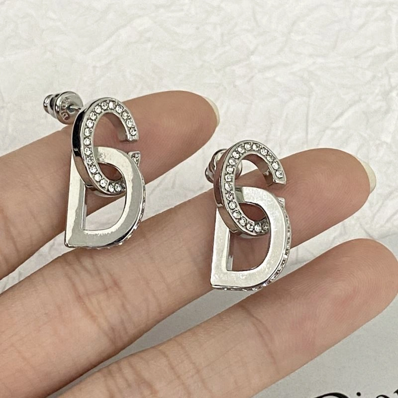 Christian Dxxr Earrings Fashionable 295176