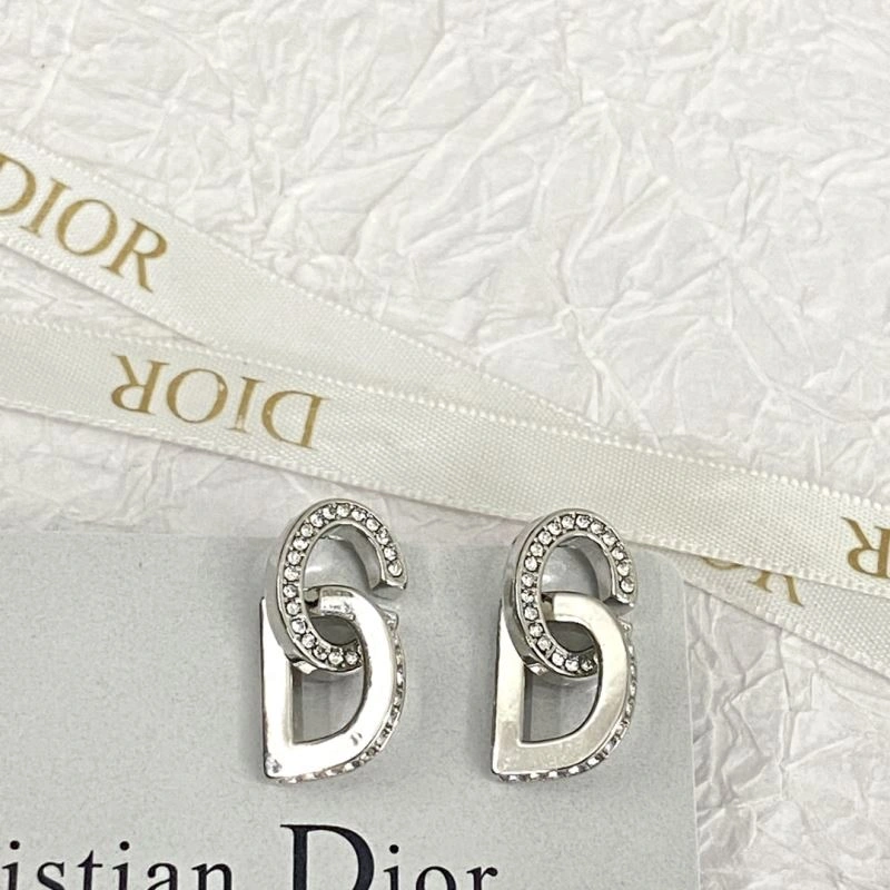 Christian Dxxr Earrings Fashionable 295176