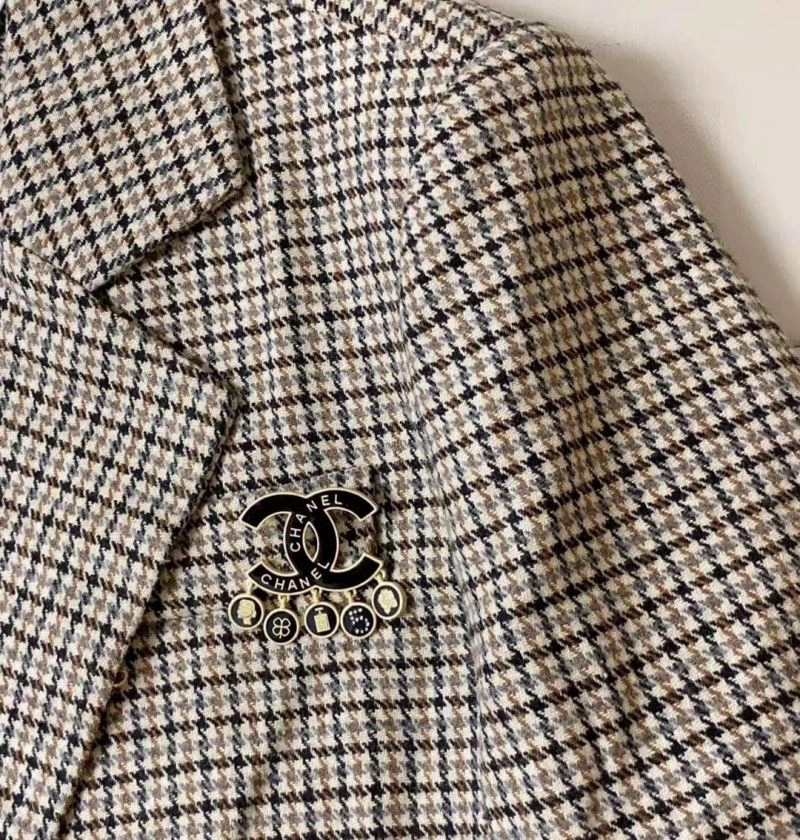 Chxnxl Brooches AllSeason 284077