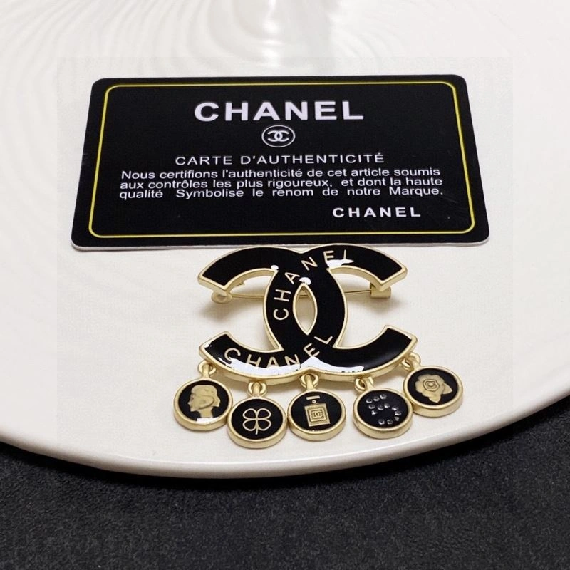 Chxnxl Brooches AllSeason 284077