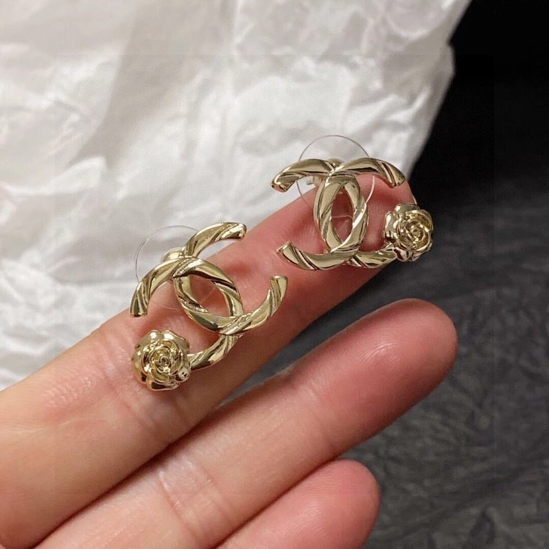 Lightweight Chxnxl Earrings 290894