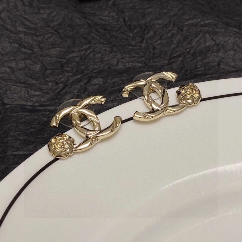 Lightweight Chxnxl Earrings 290894