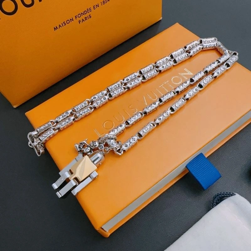 WellDesigned LX Necklaces 311307