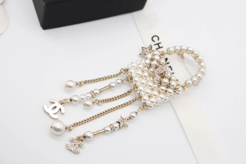 Chxnxl Brooches Resilient 292212