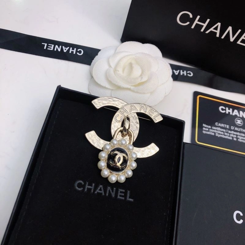Bright Chxnxl Brooches 292202