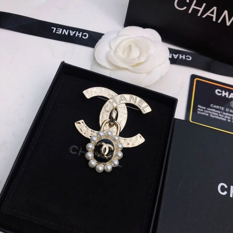 Bright Chxnxl Brooches 292202