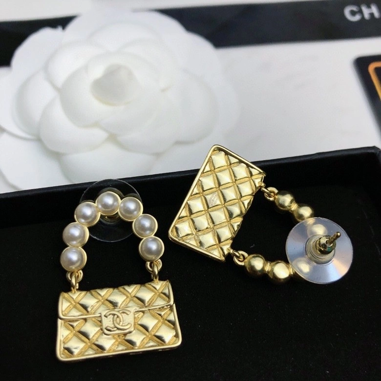 Chxnxl Earrings Compact 290876