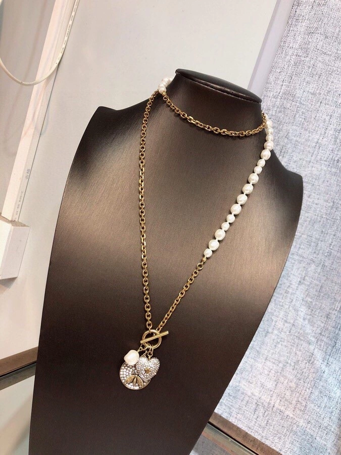 Christian Dxxr Necklaces Breathable 295059