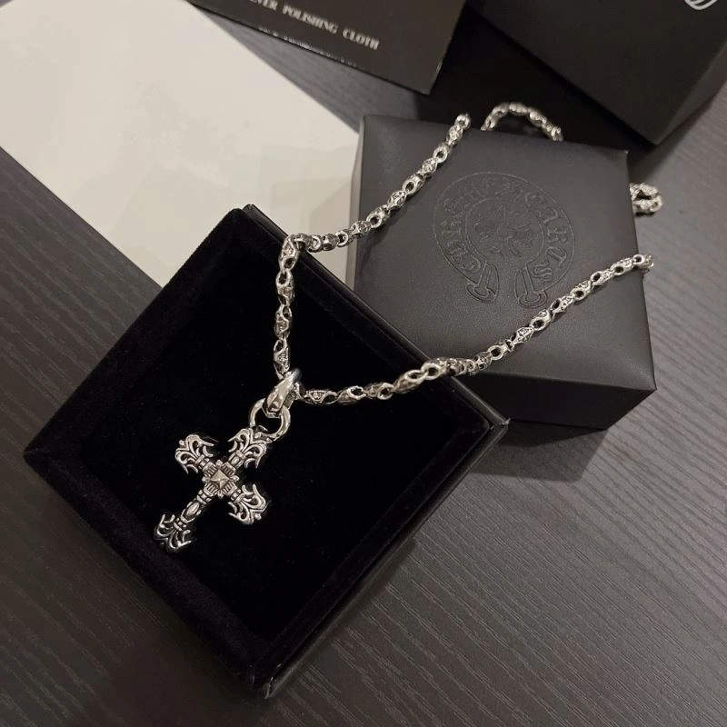 Classic Chrxmx Hxxrts Necklaces 300445