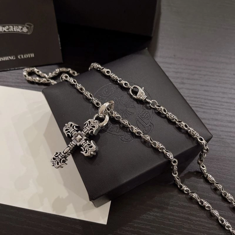Classic Chrxmx Hxxrts Necklaces 300445
