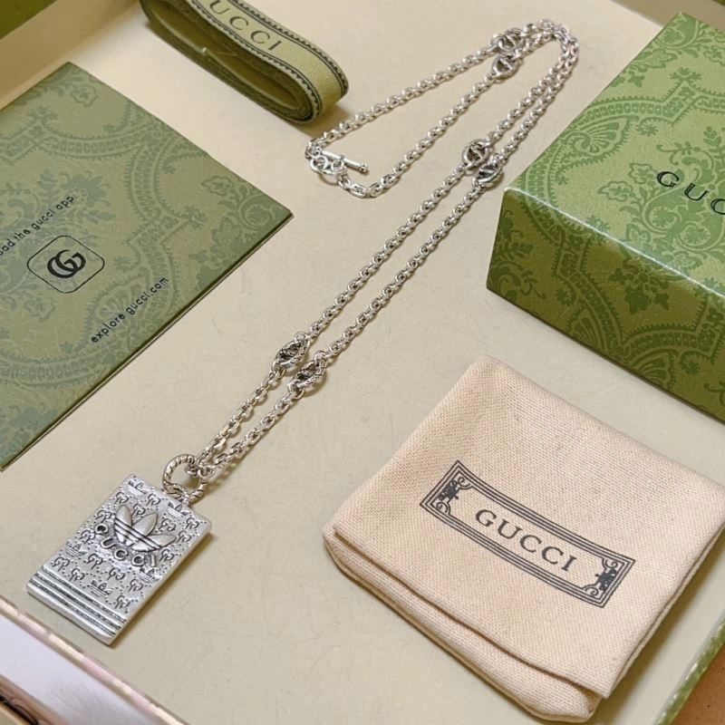 Gxccx Necklaces Elegant 305995