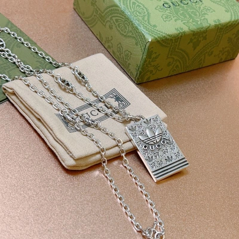 Gxccx Necklaces Elegant 305995