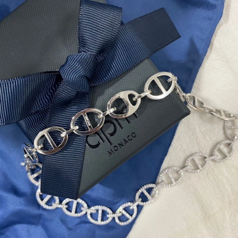 Lightweight Axm Necklaces 282043