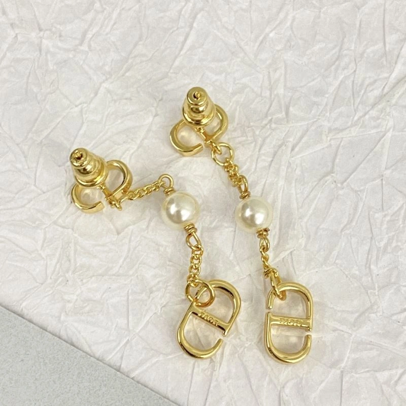 Christian Dxxr Earrings Minimalist 295177