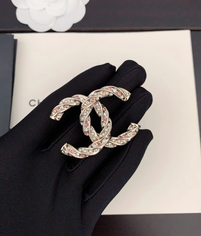 HighQuality Chxnxl Brooches 292189