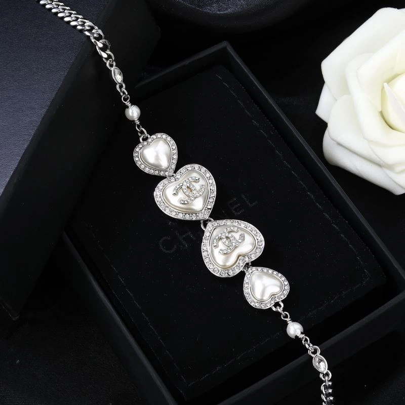 Chxnxl Brooches Bold 292194