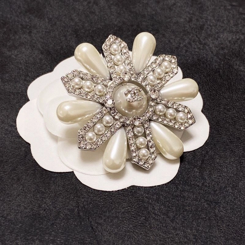 Chxnxl Brooches Timeless 292200