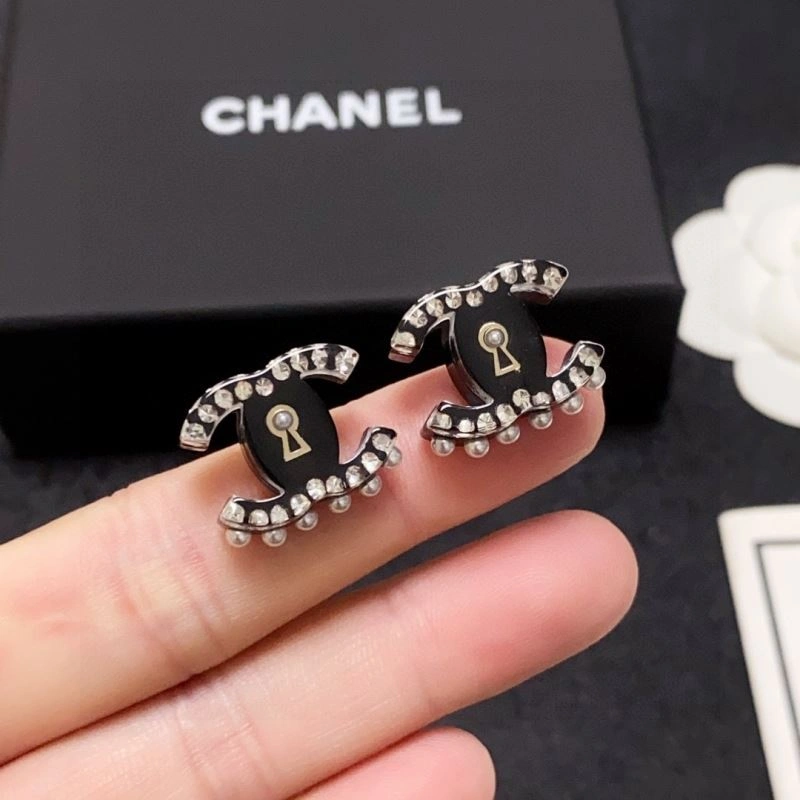 Comfortable Chxnxl Earrings 290879