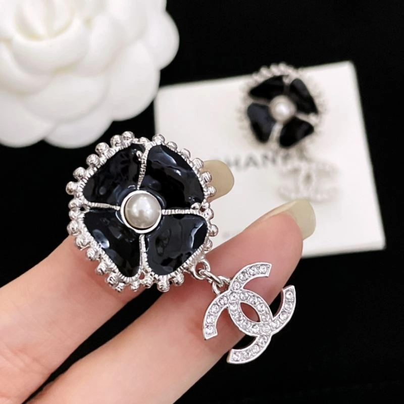 DailyWear Chxnxl Earrings 290873