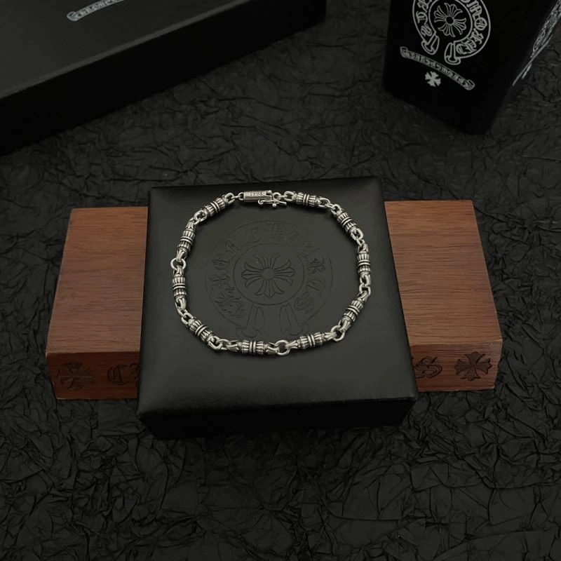 Reliable Chrxmx Hxxrts Bracelets 301308