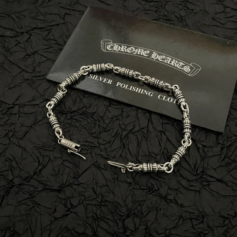 Reliable Chrxmx Hxxrts Bracelets 301308