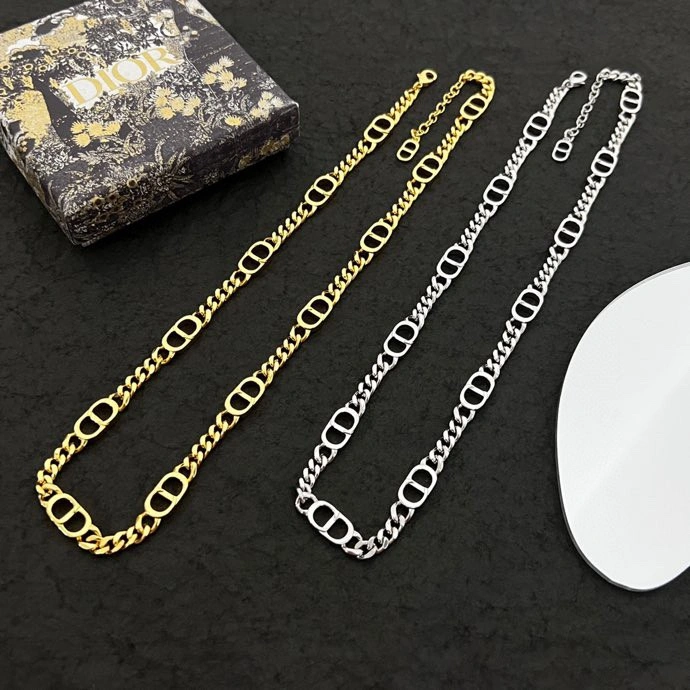 Christian Dxxr Necklaces Compact 295057