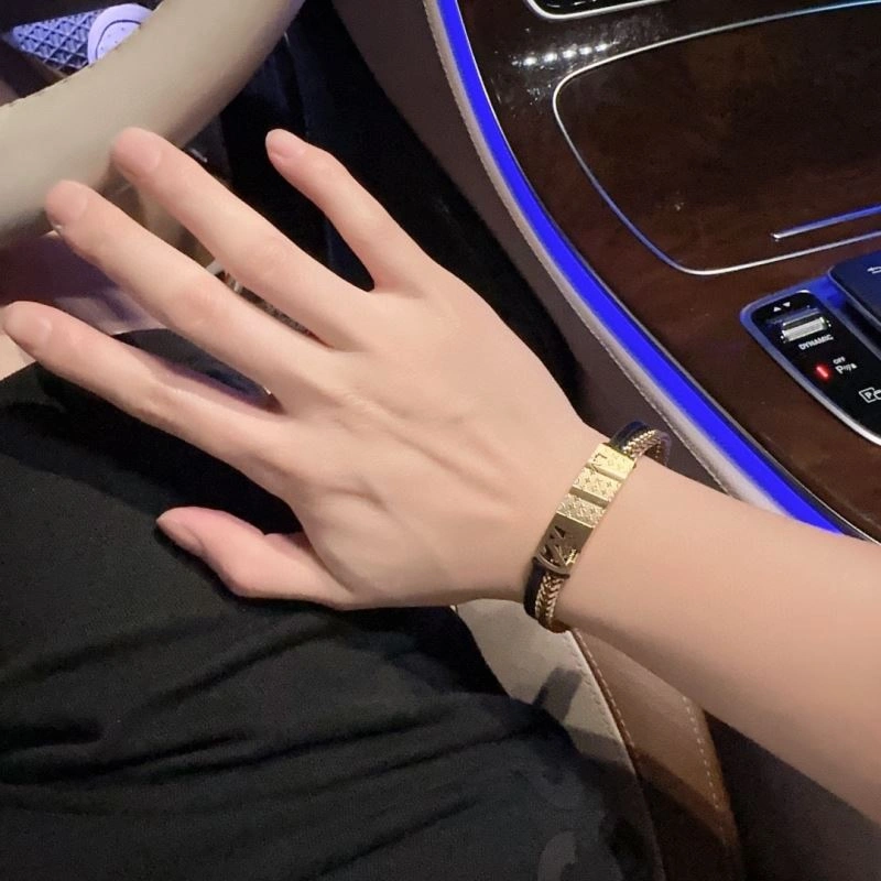 Classic LX Bracelets 311727