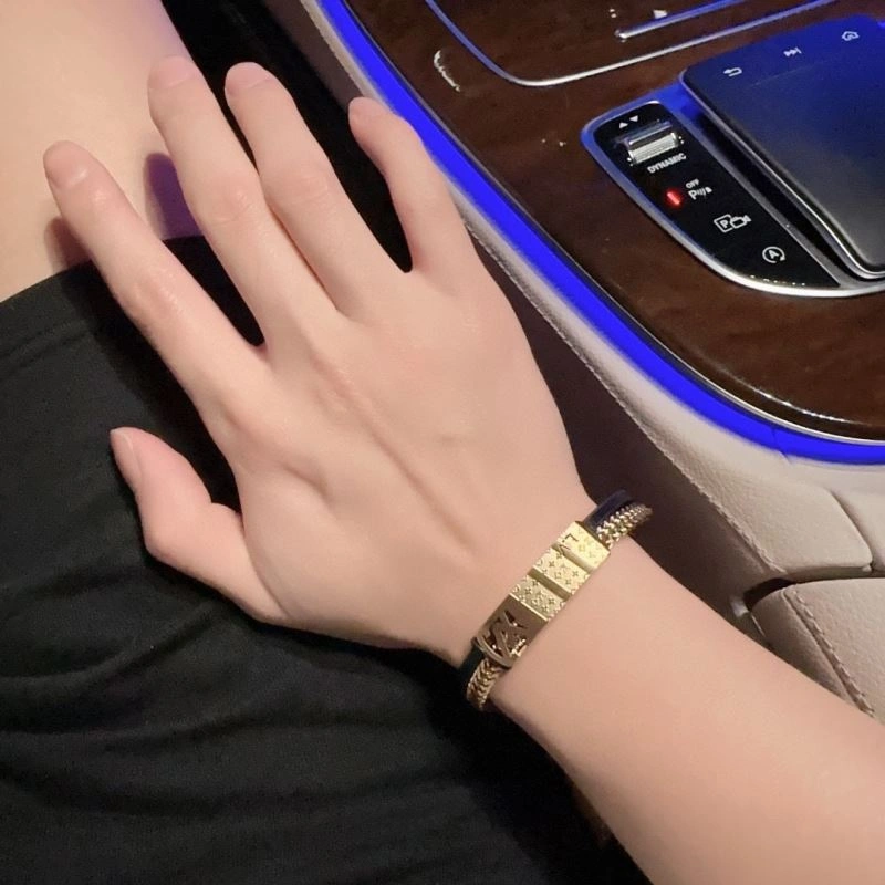 Classic LX Bracelets 311727