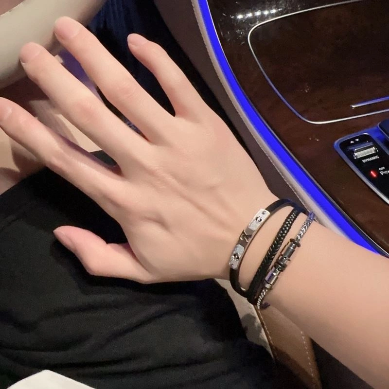 Trendy LX Bracelets 311723
