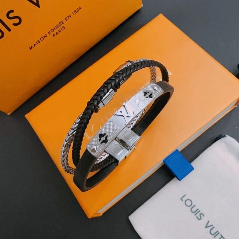 Trendy LX Bracelets 311723