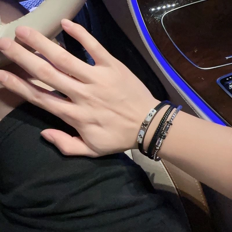 Trendy LX Bracelets 311723