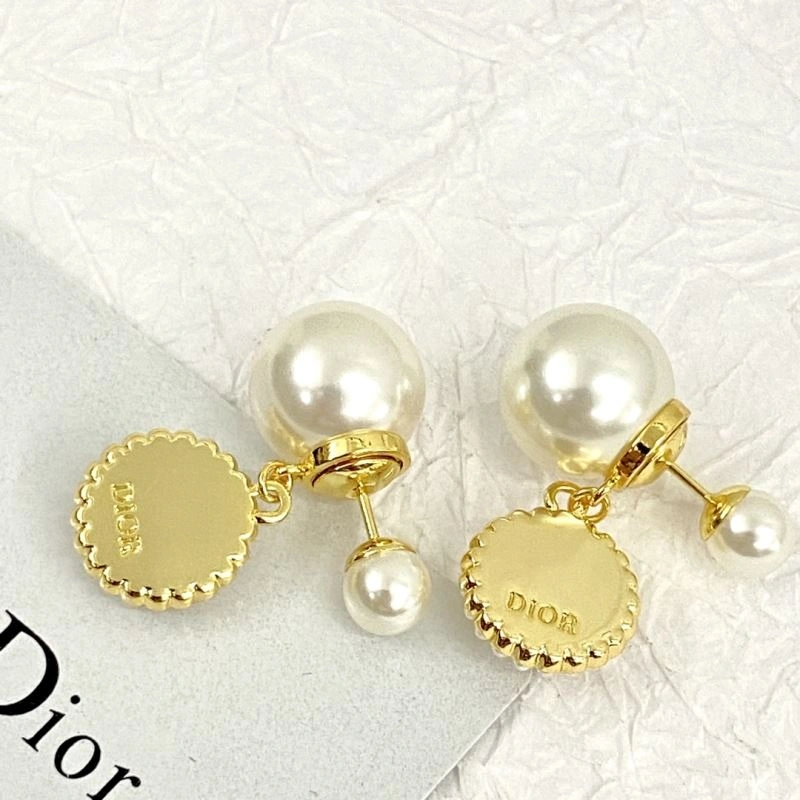 Classic Christian Dxxr Earrings 295166