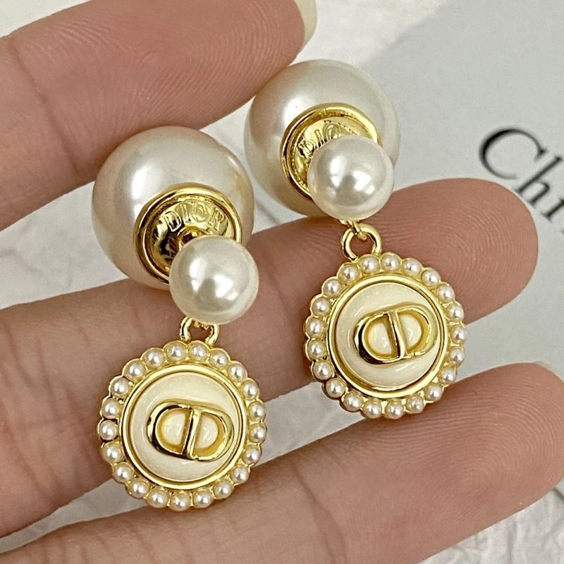 Classic Christian Dxxr Earrings 295166