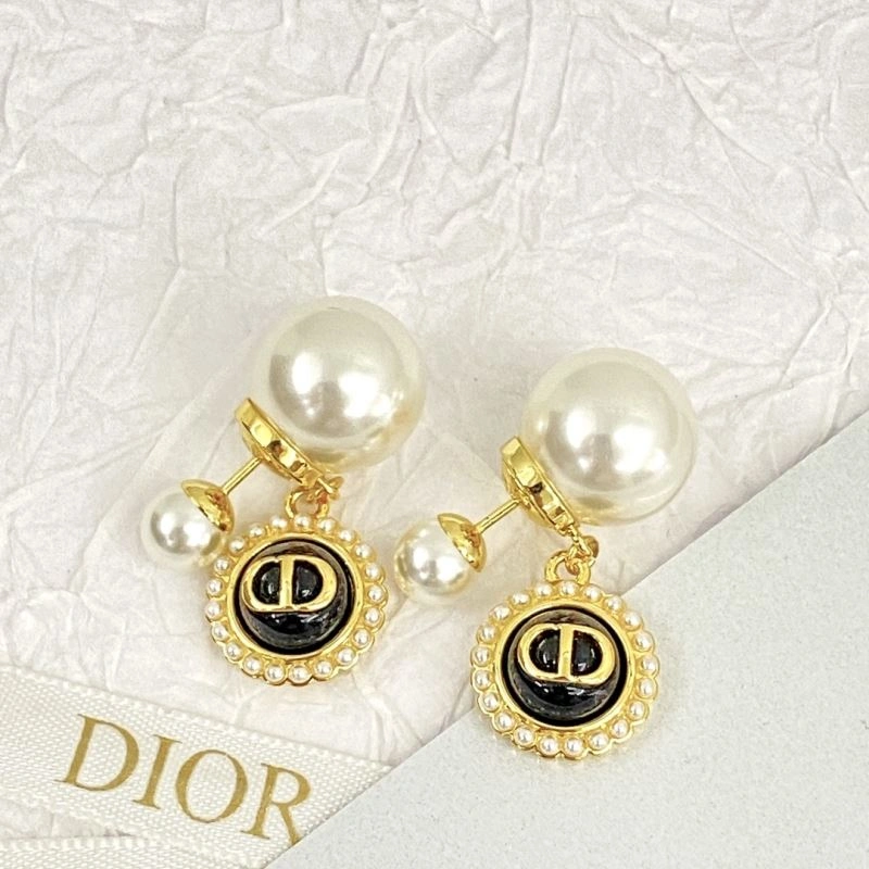 Comfortable Christian Dxxr Earrings 295167