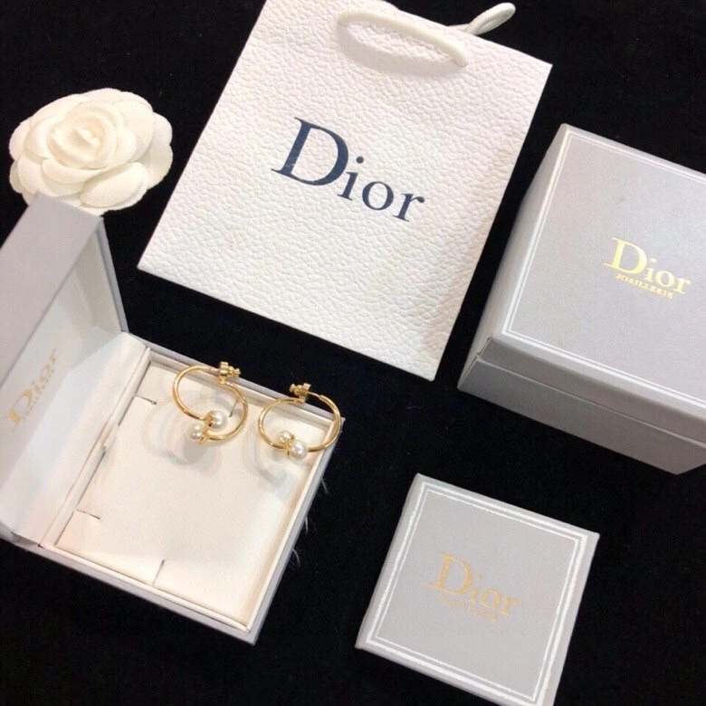 Christian Dxxr Earrings Comfortable 295162