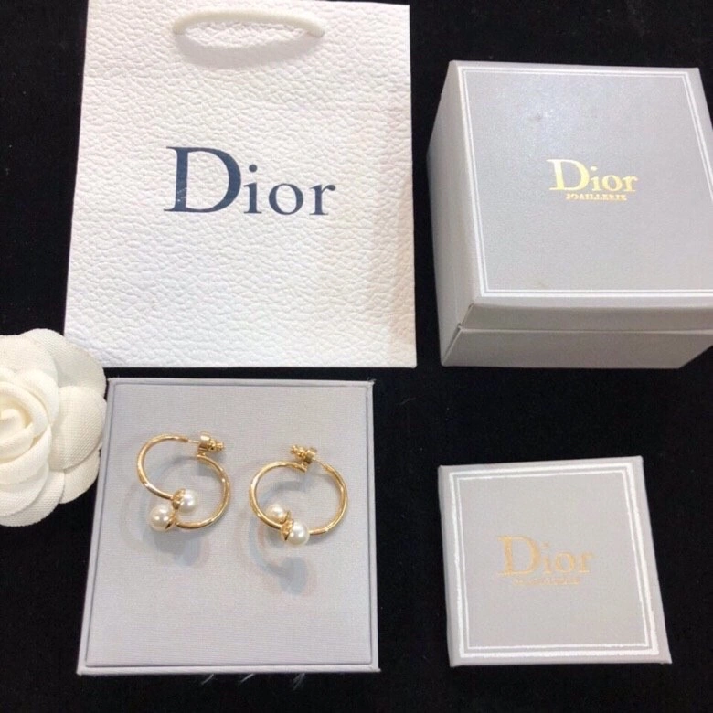 Christian Dxxr Earrings Comfortable 295162