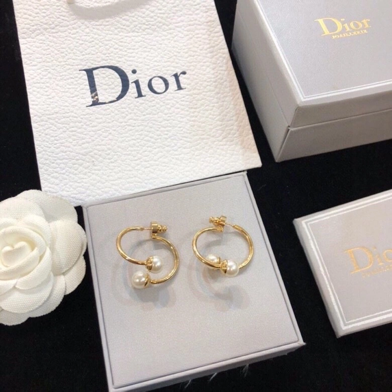 Christian Dxxr Earrings Comfortable 295162