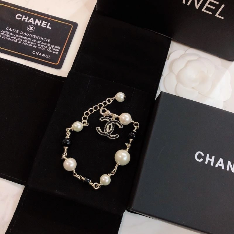 Bold Chxnxl Bracelets 293050