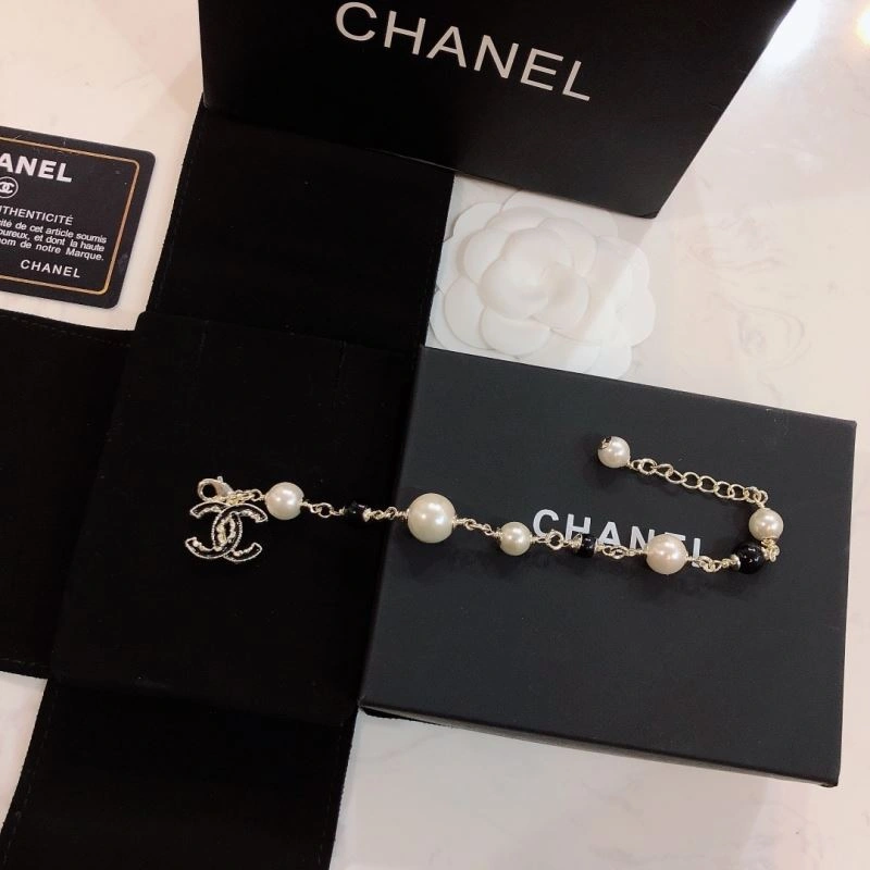 Bold Chxnxl Bracelets 293050
