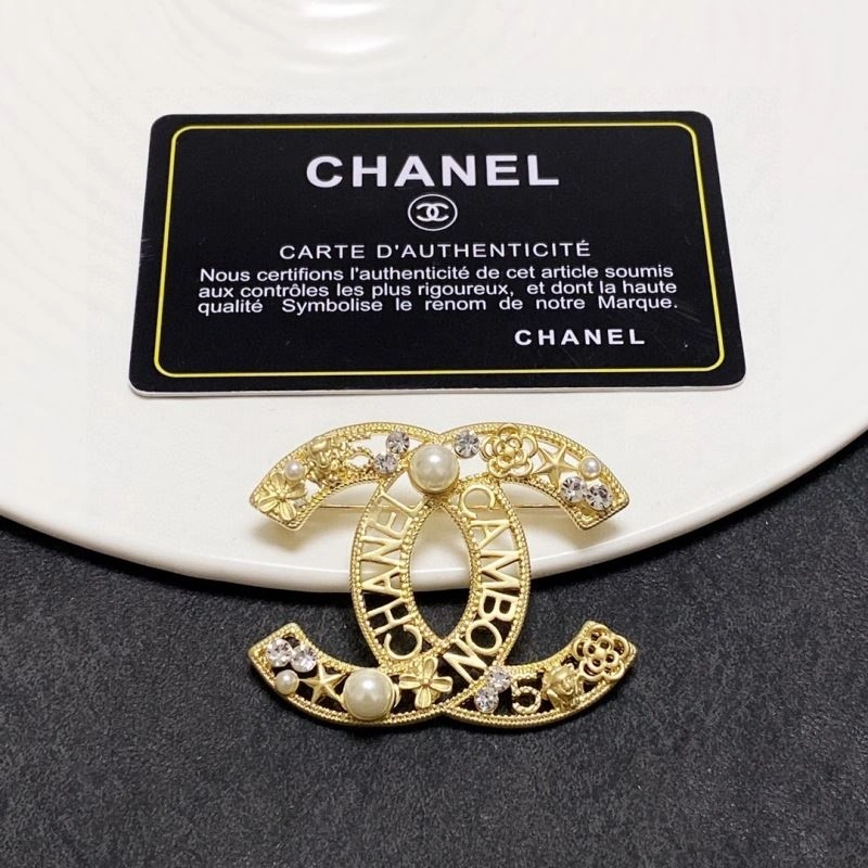 Timeless Chxnxl Brooches 292178