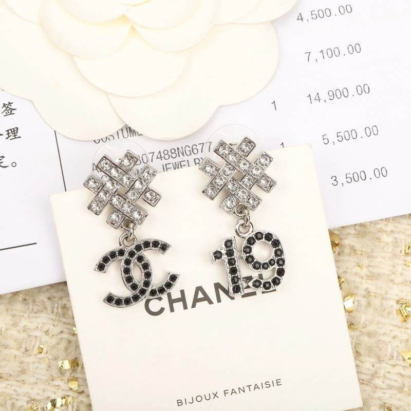 DailyWear Chxnxl Earrings 290852