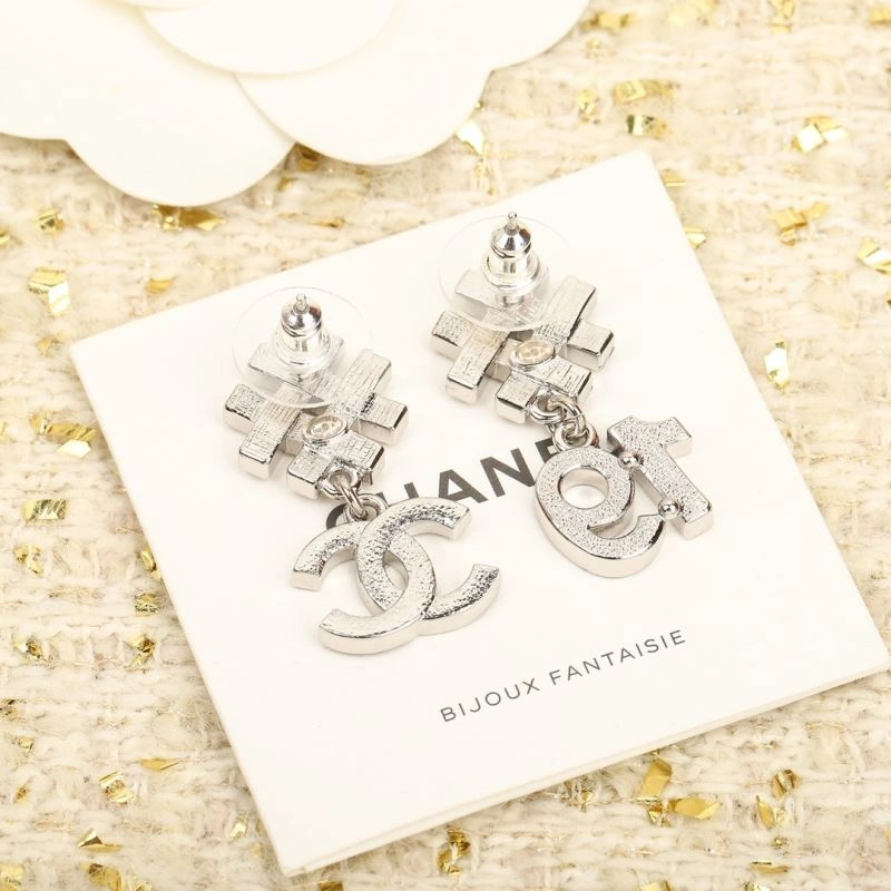 DailyWear Chxnxl Earrings 290852