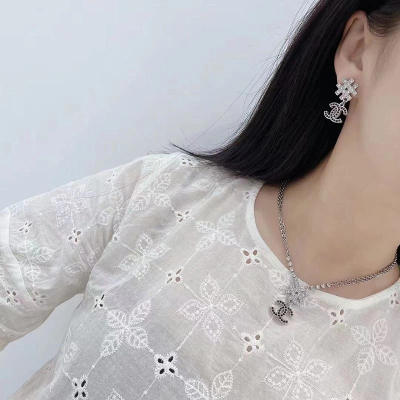DailyWear Chxnxl Earrings 290852