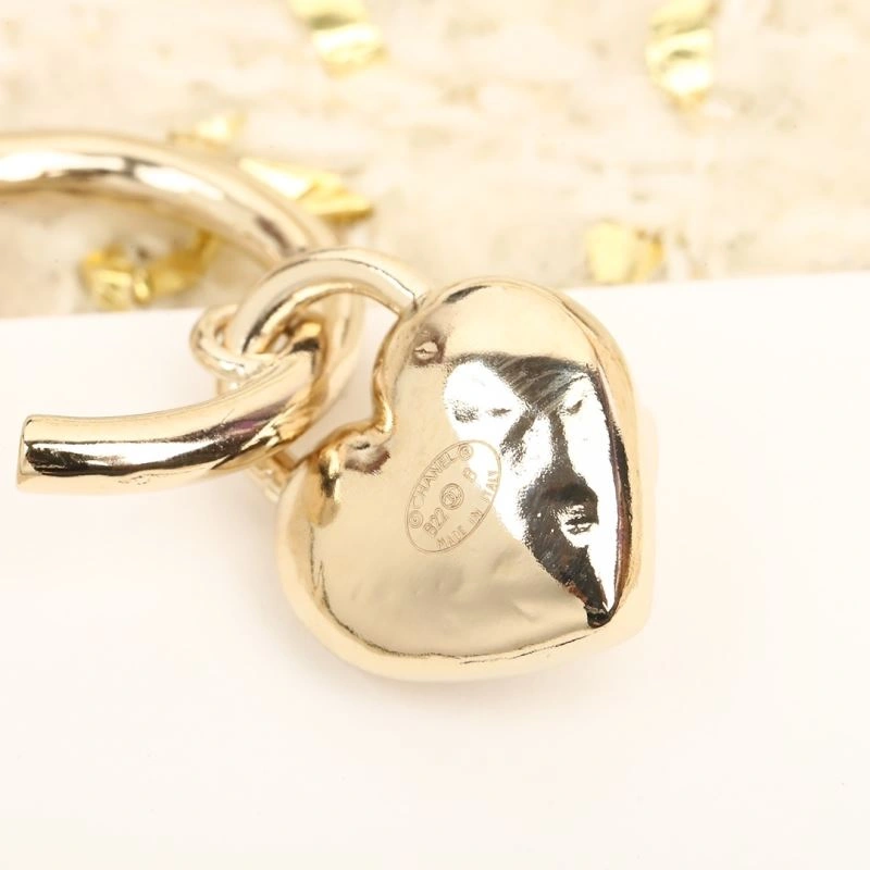 Lightweight Chxnxl Earrings 290855
