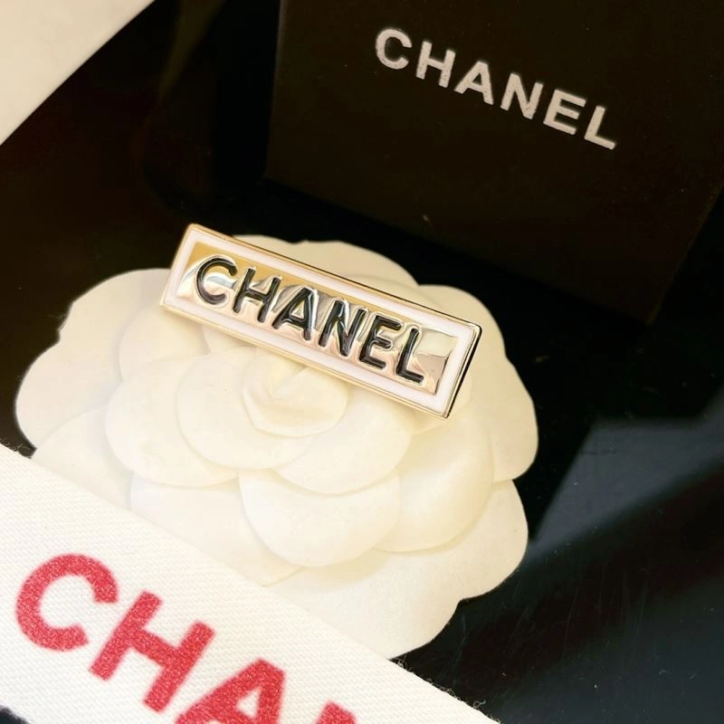 Efficient Chxnxl Brooches 292172