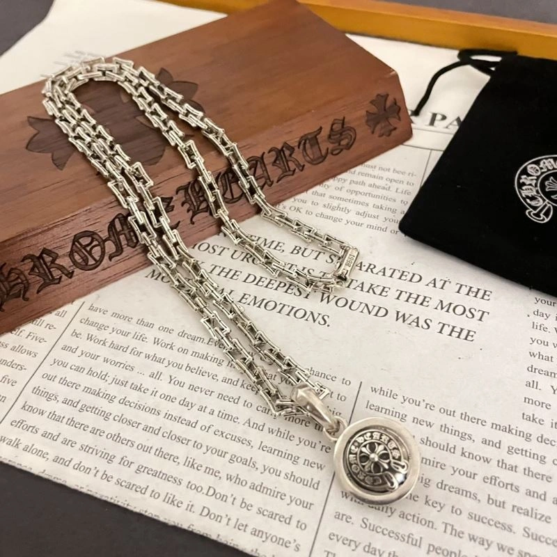 HighQuality Chrxmx Hxxrts Necklaces 300417