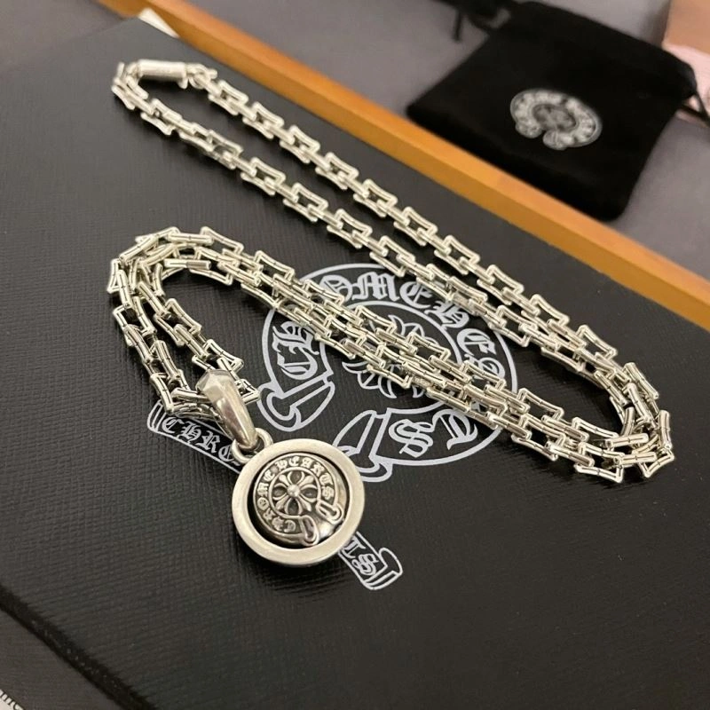 HighQuality Chrxmx Hxxrts Necklaces 300417