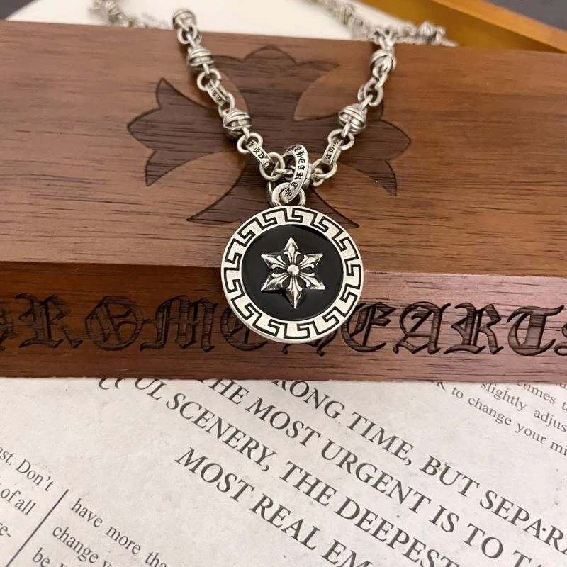 SmartChoice Chrxmx Hxxrts Necklaces 300408