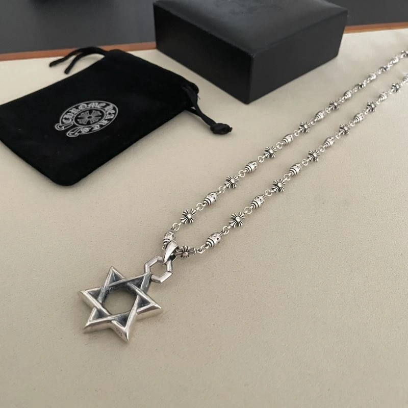 Chrxmx Hxxrts Necklaces Cozy 300420